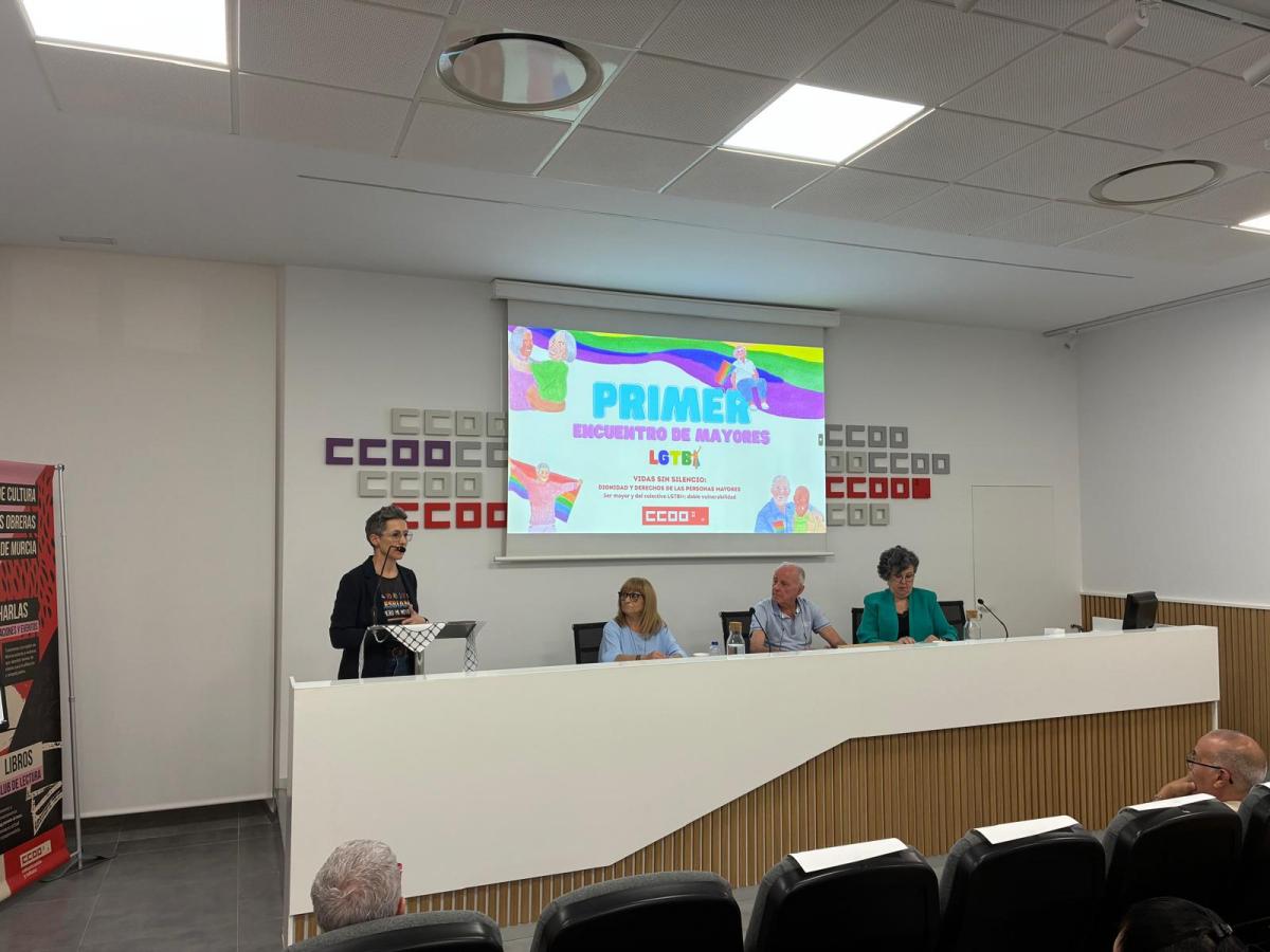 I Encuentro de mayores LGTBIQ en CCOO Murcia